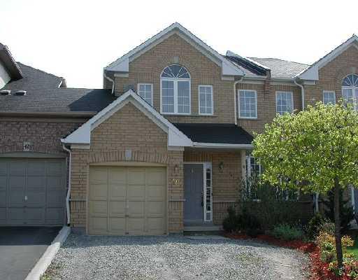 40 MOORE Crescent, Ancaster