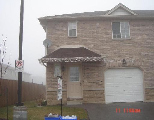 39 PINEWOODS Drive #1, Stoney Creek