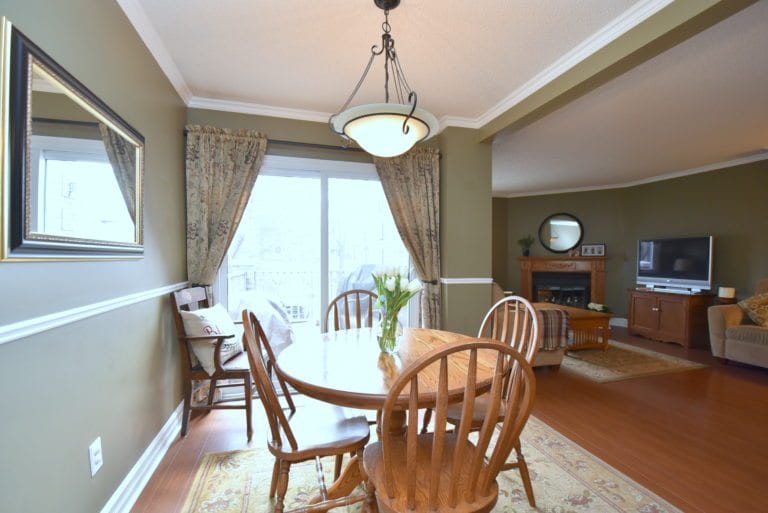 38 Elora Drive 11, Hamilton Michael St. Jean Realty