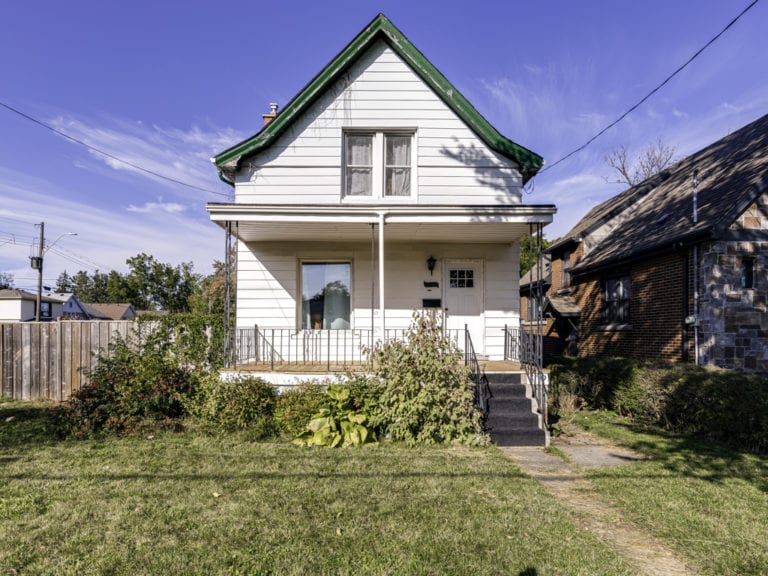 133 Fennell Avenue E, Hamilton Michael St. Jean Realty