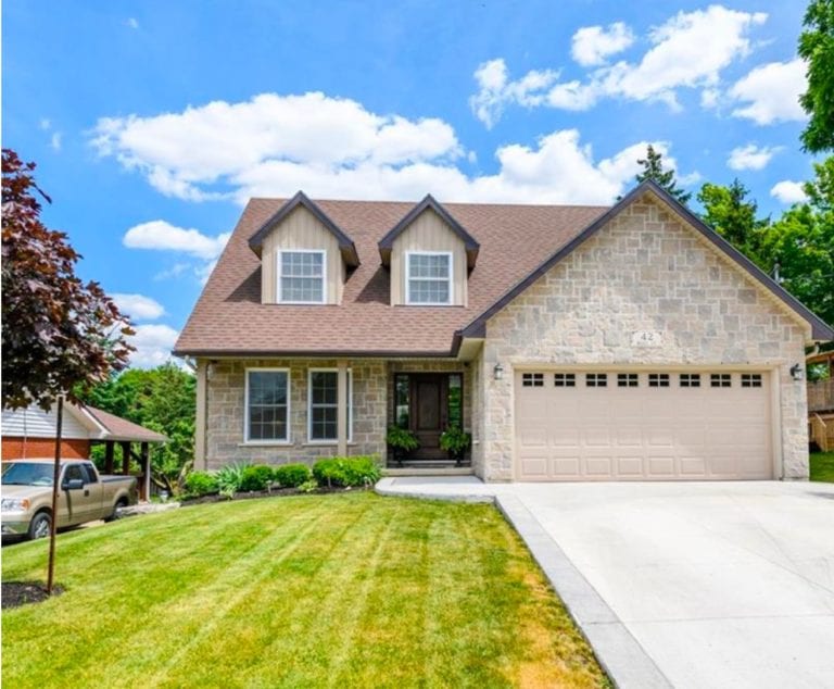 Single Family Residential for sale in Binbrook, Ontario, H4180625