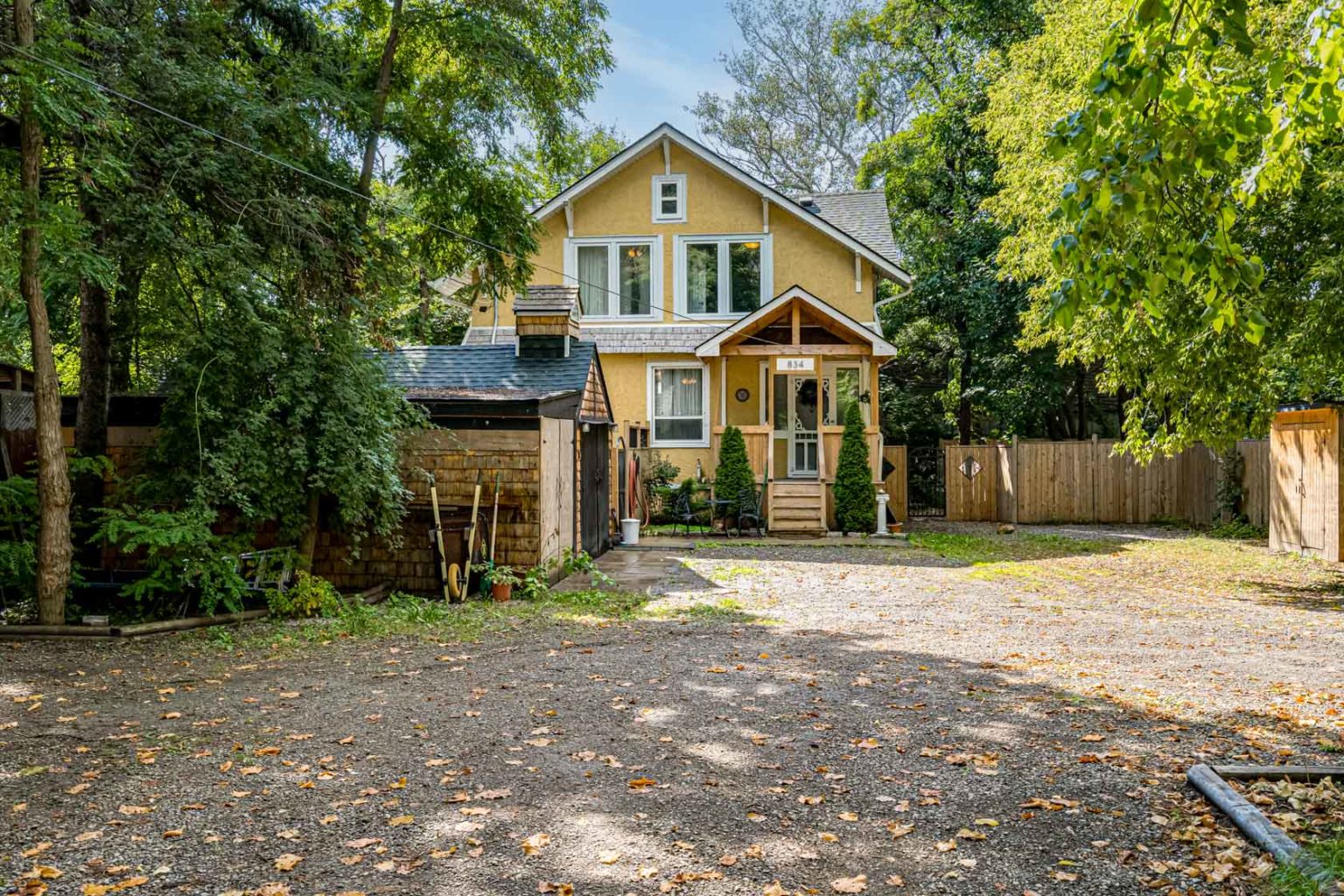 834 Beach Blvd, Hamilton ON Michael St. Jean Realty