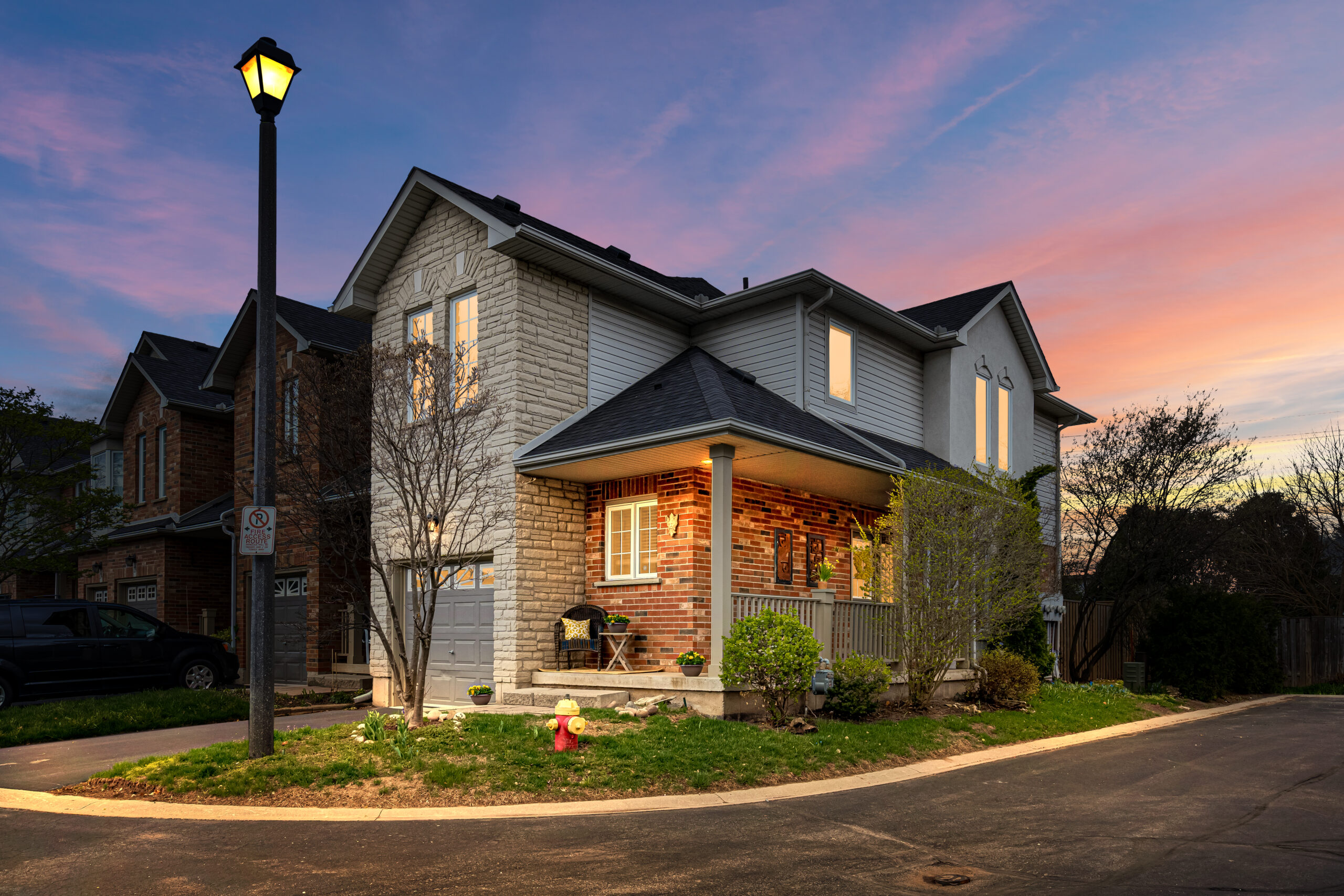 21963 King Rd, Burlington ON Michael St. Jean Realty