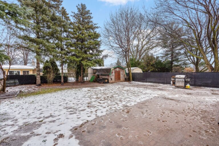 4462 Pettit Ave, Niagara Falls ON Michael St. Jean Realty