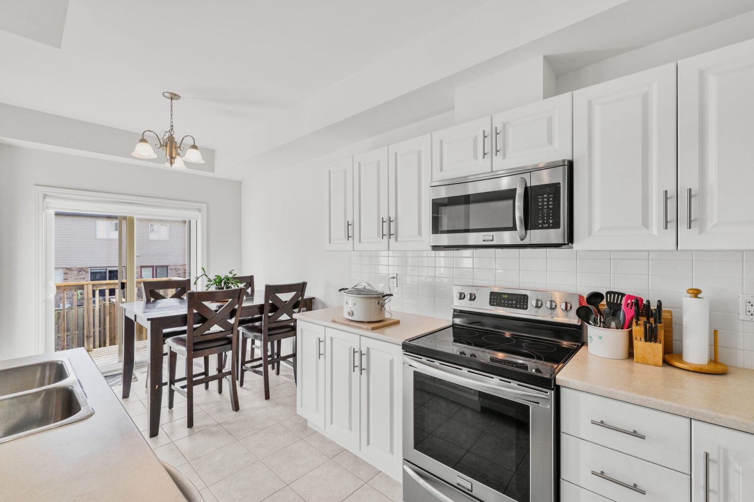 291 Pumpkin Pass, Binbrook ON Michael St. Jean Realty