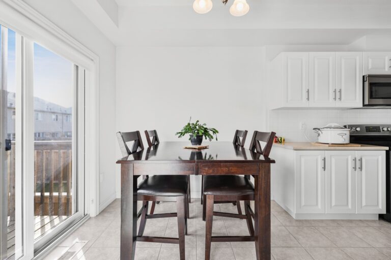 291 Pumpkin Pass, Binbrook ON Michael St. Jean Realty