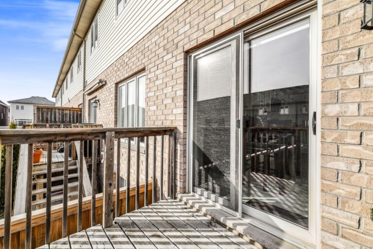 291 Pumpkin Pass, Binbrook ON Michael St. Jean Realty