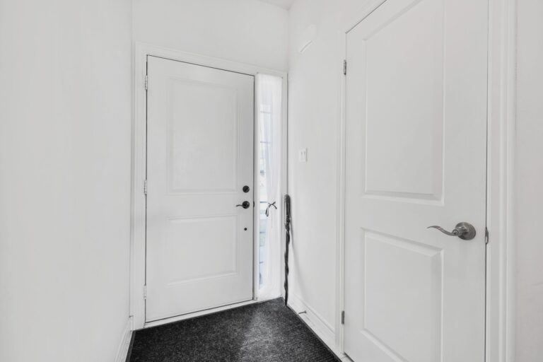 291 Pumpkin Pass, Binbrook ON Michael St. Jean Realty