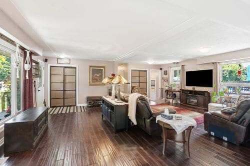 Open property gallery