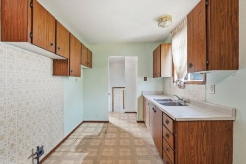 Open property gallery