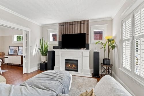 Open property gallery