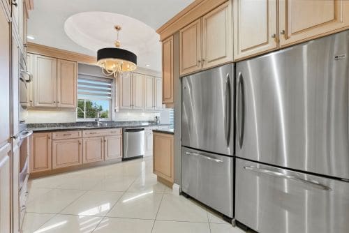 Open property gallery