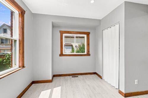 Open property gallery