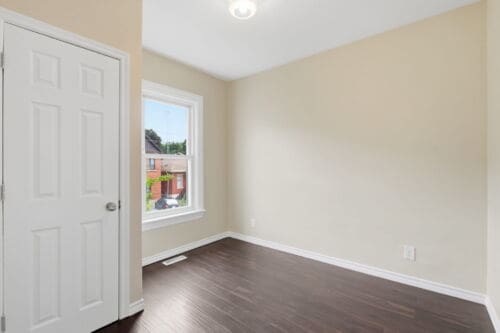 Open property gallery