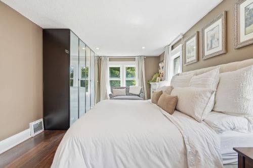 Open property gallery
