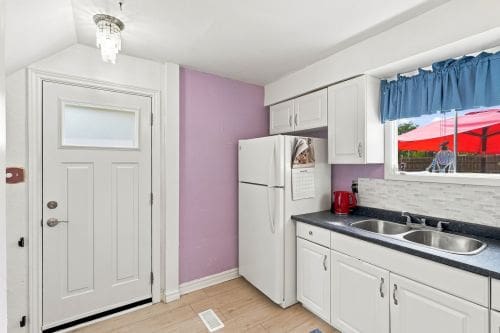 Open property gallery