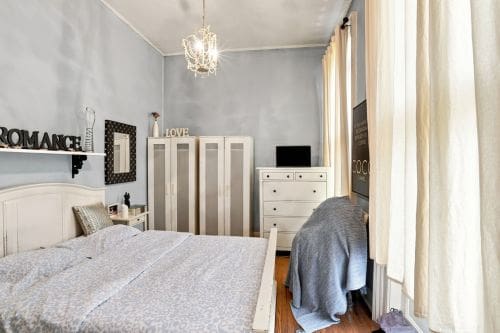 Open property gallery