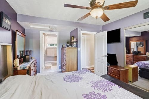 Open property gallery