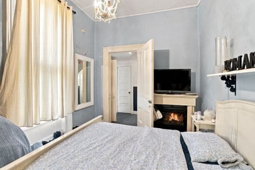 Open property gallery