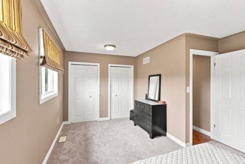 Open property gallery