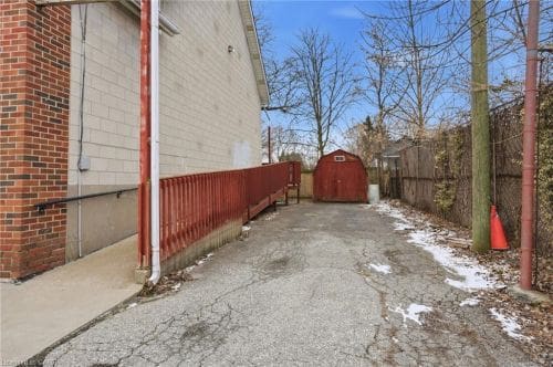 Open property gallery