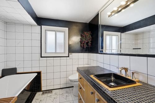 Open property gallery