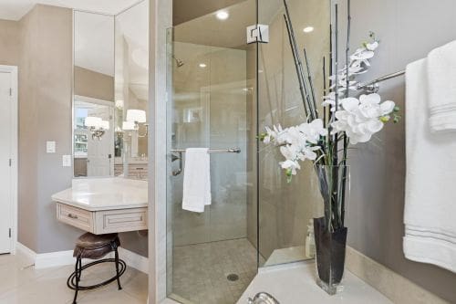 Open property gallery