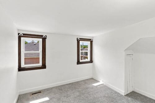 Open property gallery