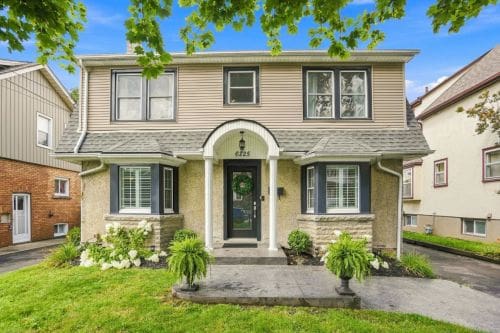 Open property gallery