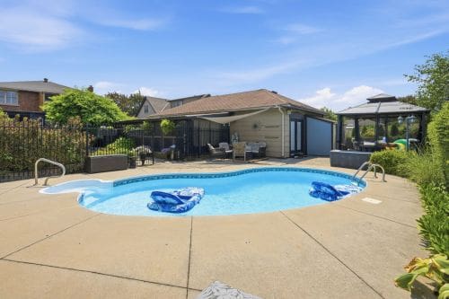 Open property gallery