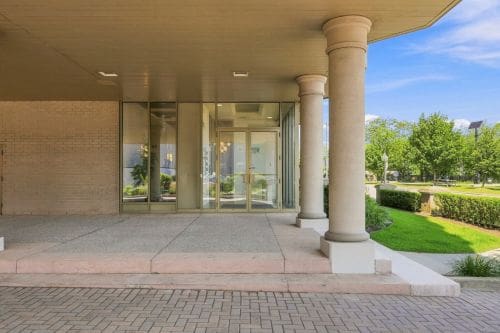 Open property gallery