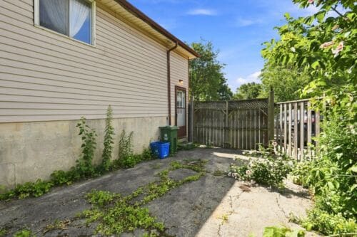 Open property gallery