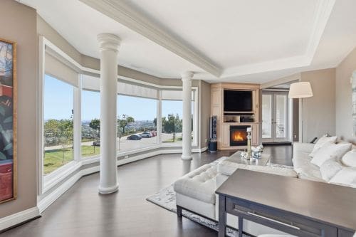 Open property gallery
