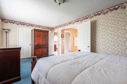 Open property gallery
