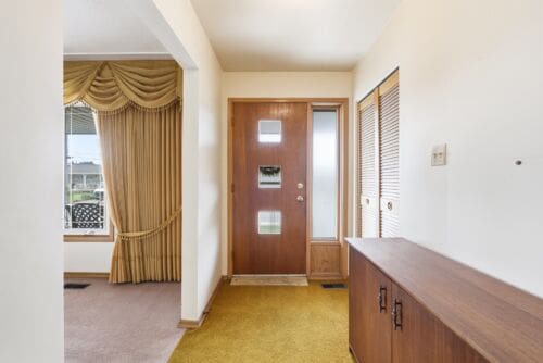 Open property gallery
