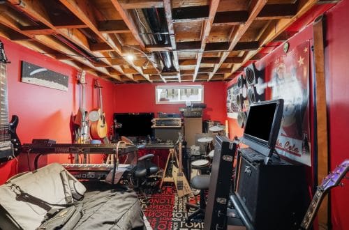 Open property gallery