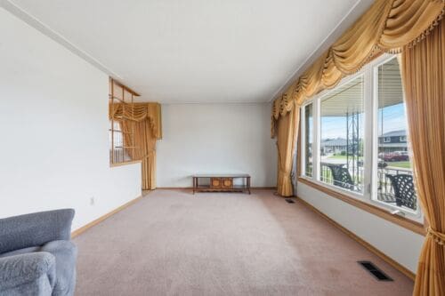 Open property gallery