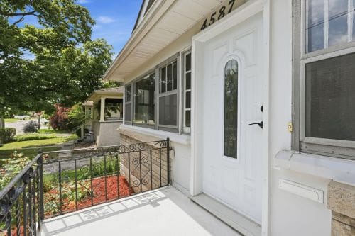 Open property gallery