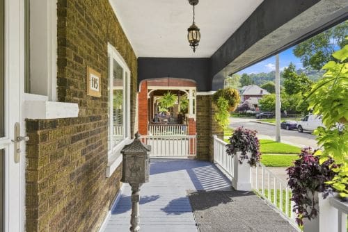 Open property gallery