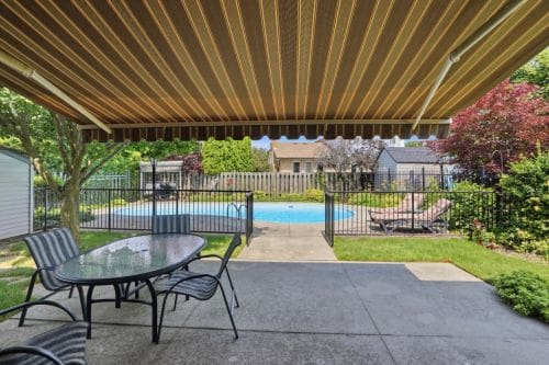 Open property gallery