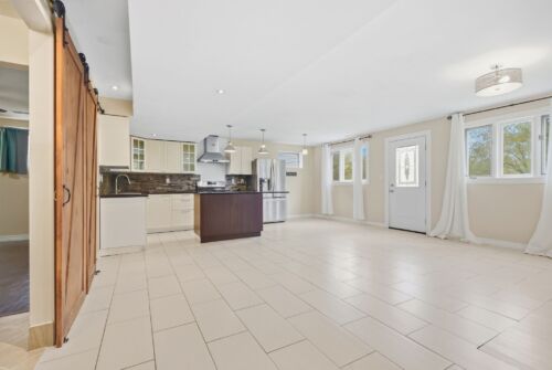 Open property gallery