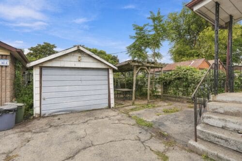 Open property gallery