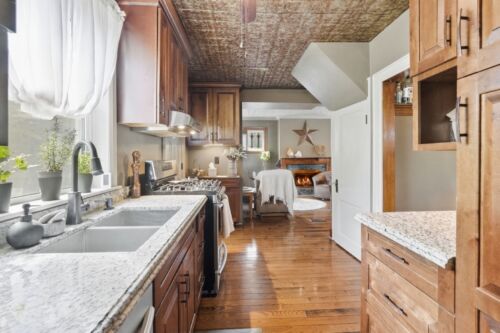 Open property gallery