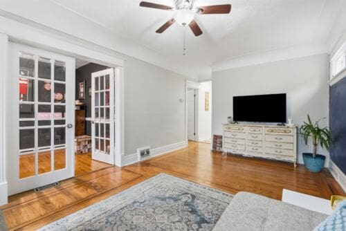 Open property gallery