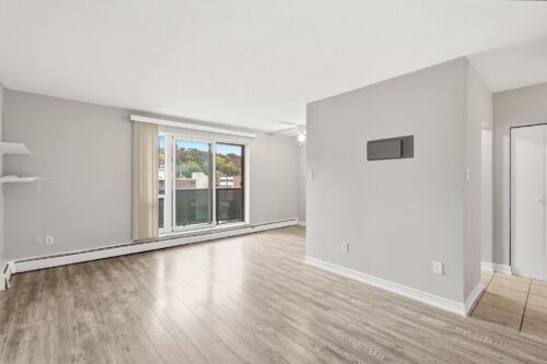 Open property gallery